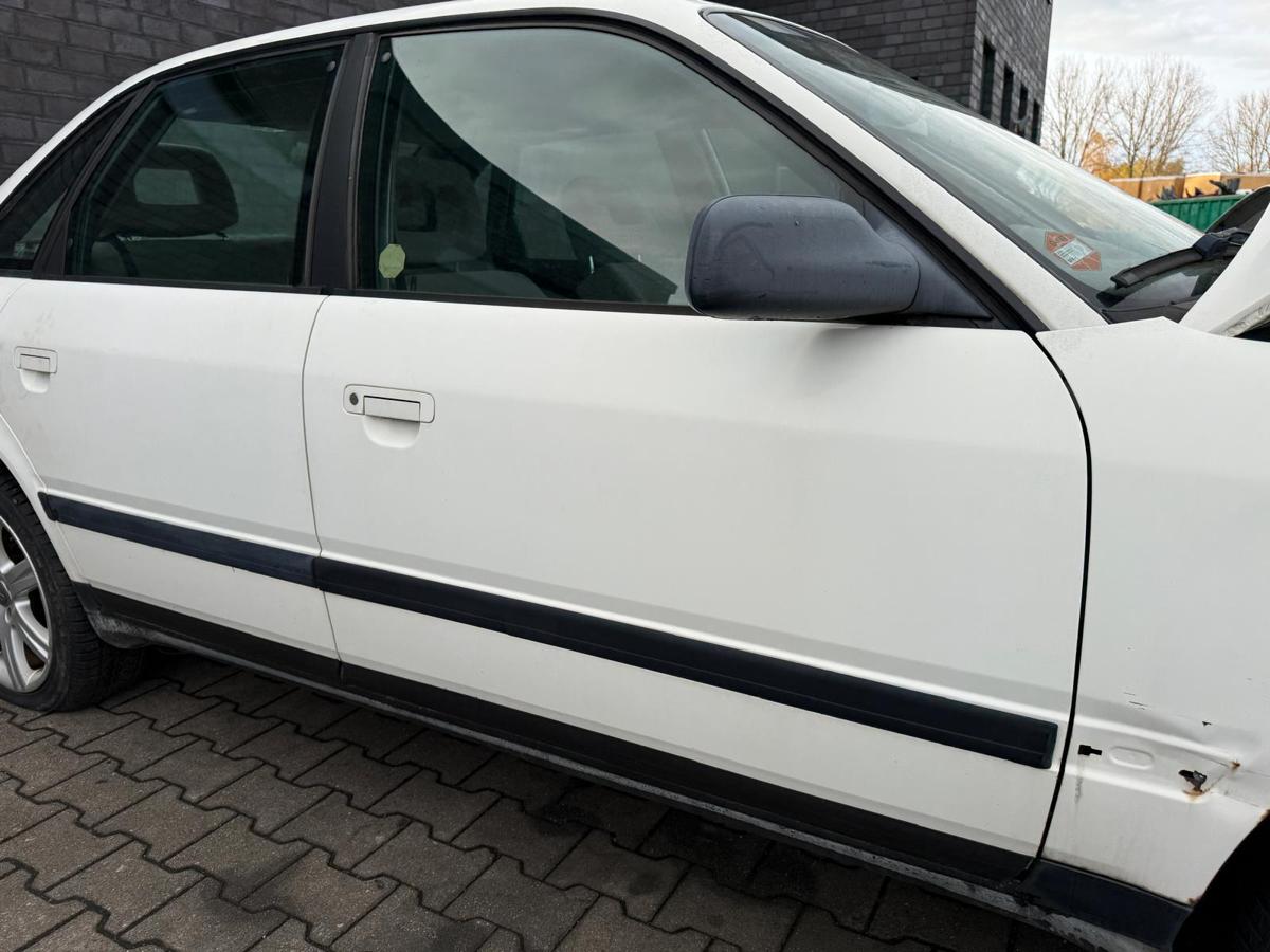 Audi 100 C4 original Tür vorn rechts L90E Alpinweiss Rohbau BJ91